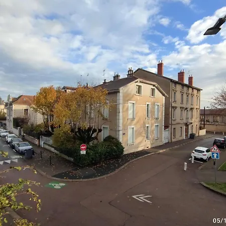 Appartement Vue Sur La Basilique à Bourg-en-Bresse Extérieur photo