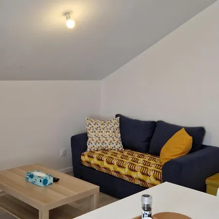 Appartement Vue Sur La Basilique à Bourg-en-Bresse Extérieur photo